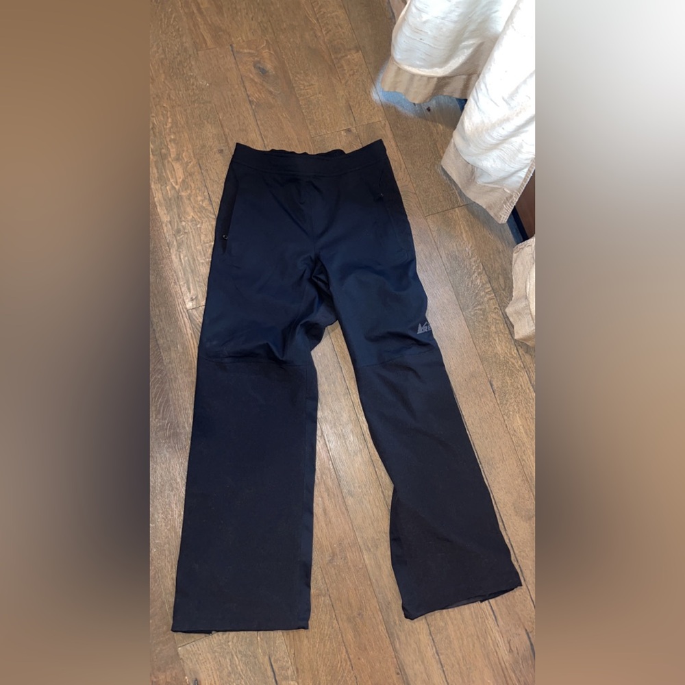 REI Light Weight Cargo Snow Pants
